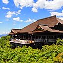 【清水寺】見どころ満載の世界遺産！ライトアップ時期や紅葉シーズンもご紹介